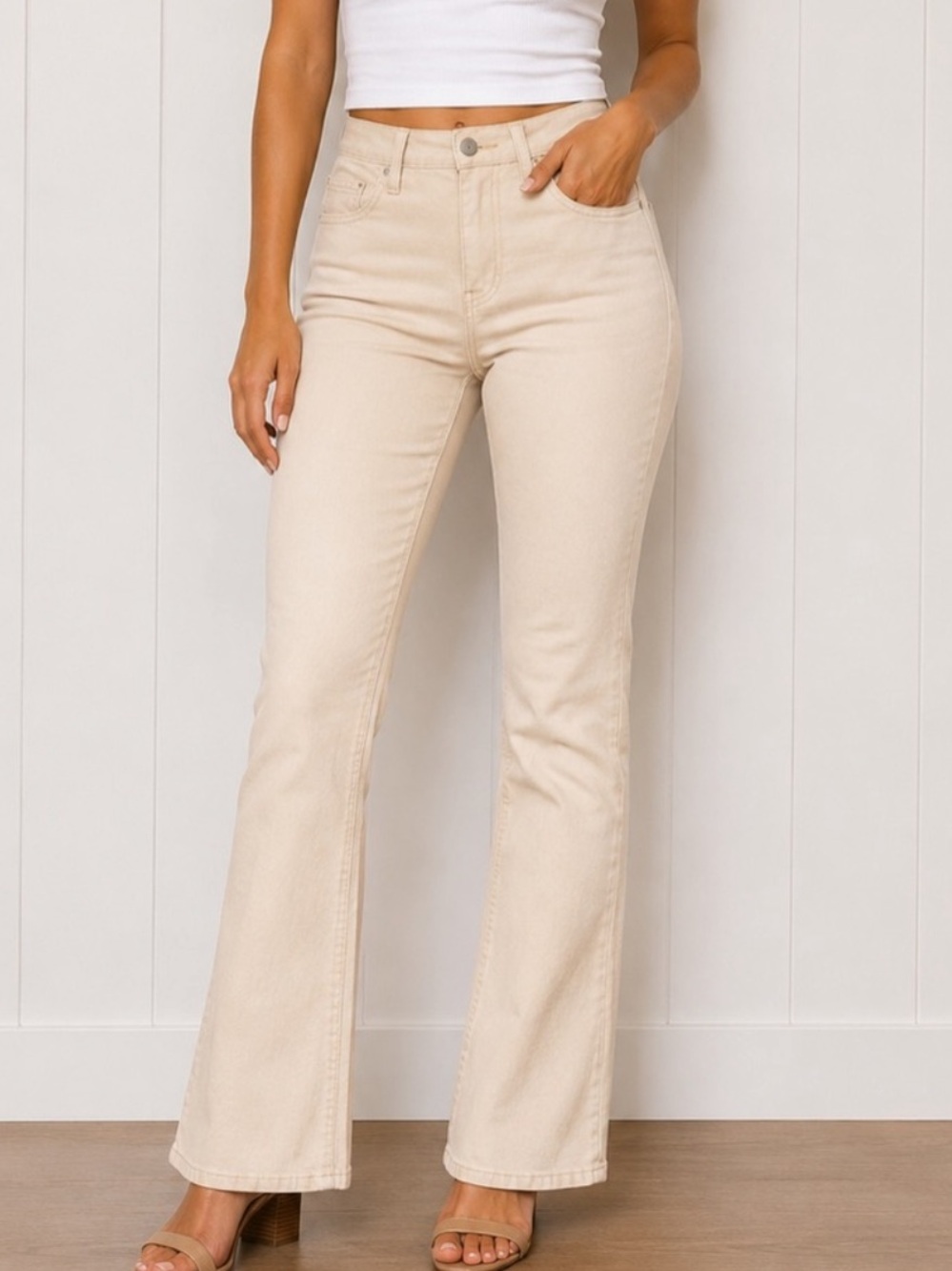 Levi’s High Rise Bootcut 725 Cream Corduroy Pants Women’s 30